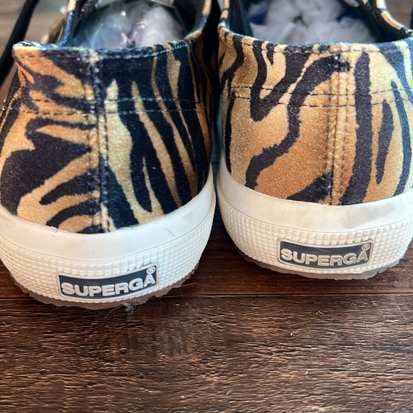 SUPERGA 2750 Fanvelw Womens Sz 8.5 Cognac Zebra Velvet Animal Print - Picture 4 of 10